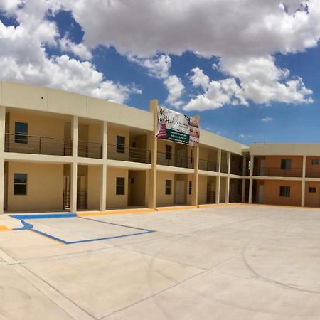 Nuevo Casas Grandes Magnolias Suites Hotel מראה חיצוני תמונה